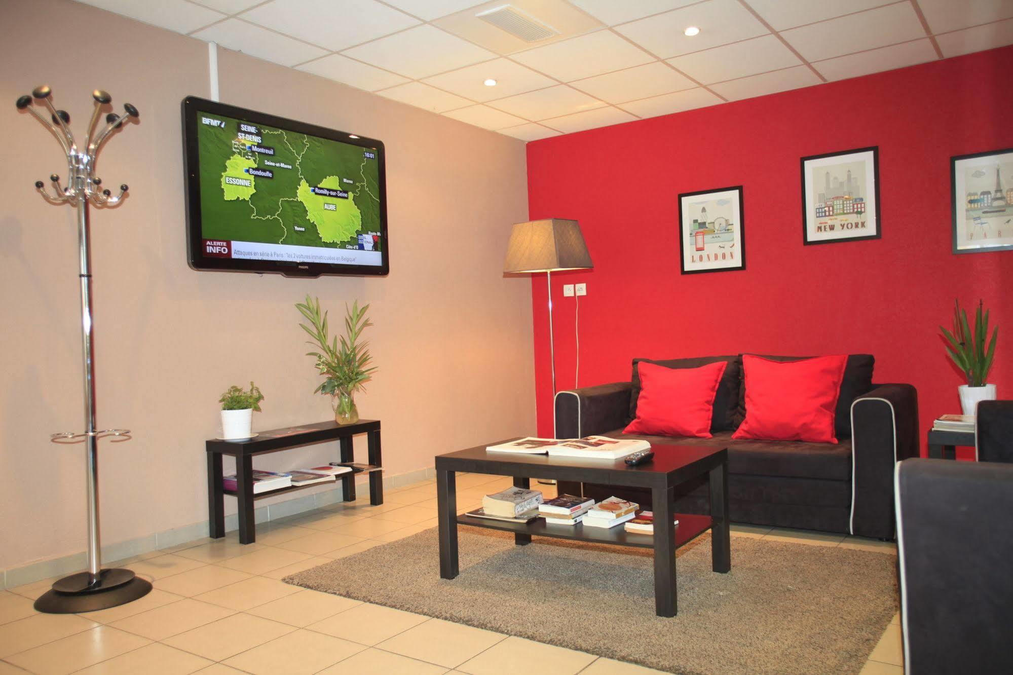 Comfort Aparthotel Aix Le Tholonet Exteriör bild